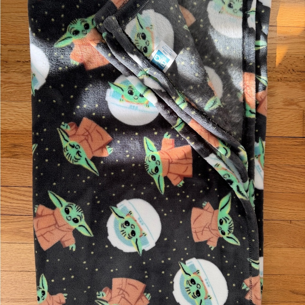 Star Wars Grogu Official Disney licensed fleece blanket from Kohls. The Big One